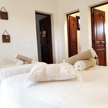 Holiday home Charming House Between Port And Center