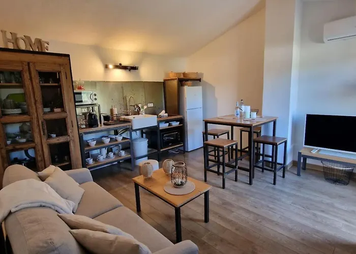 Charmante Maison Entre Port Et Centre Hébergement de vacances